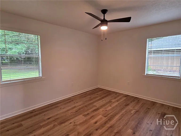 205 Whitehall Ave — Photo 17