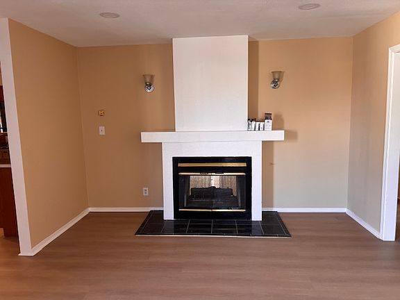 3rd image of 37860 Lasker Ave