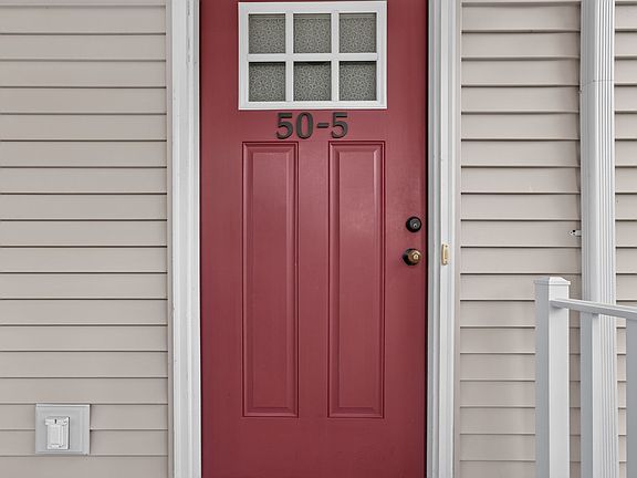 2nd image of 50 Main St #5