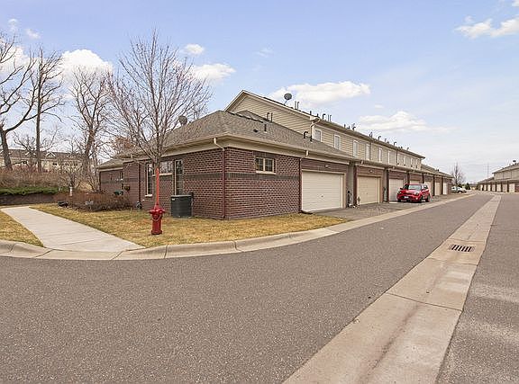 5th image of 12425 Flanders Ct NE Unit G