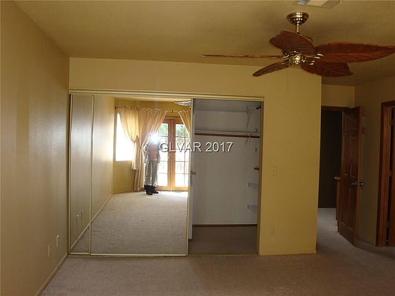 4th image of 3116 Clamdigger Ln