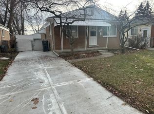 19566 Webster St, Clinton Township, MI 48035