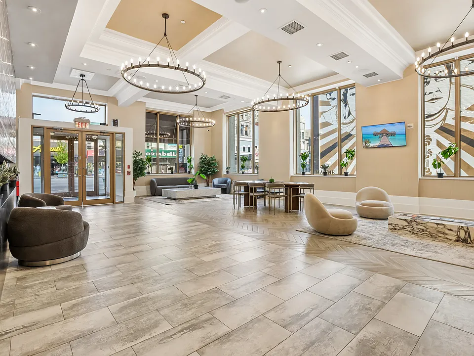 810 Gibson Residences