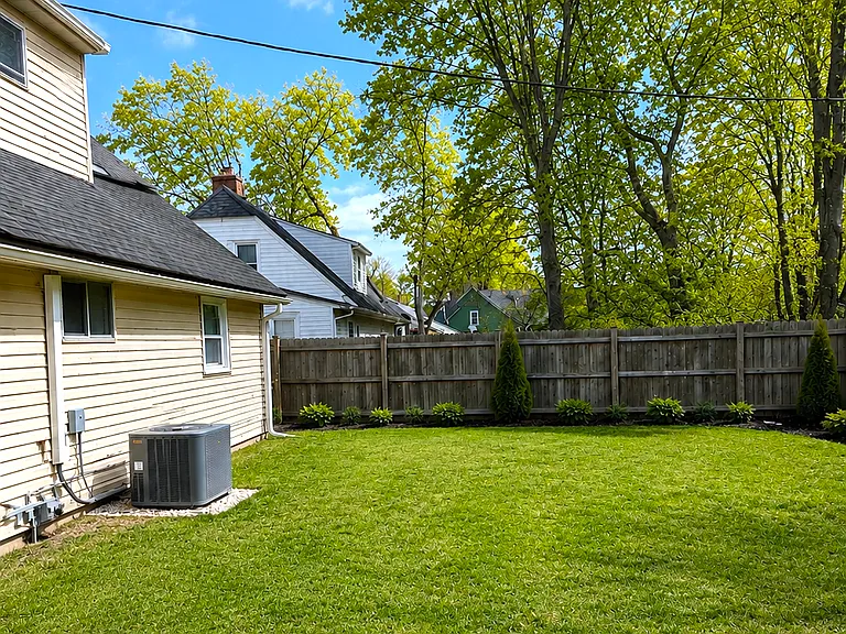 3919 Barnor Dr — Photo 11