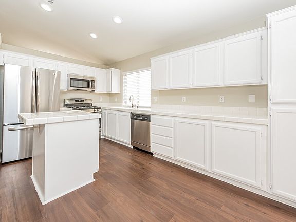 5th image of 5508 Morningcross St