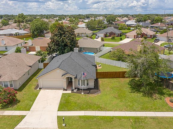 3rd image of 4210 Hanging Moss Dr
