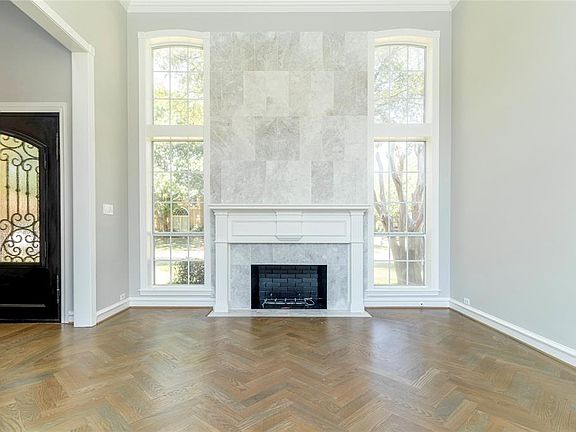 4th image of 2812 Sandray Ct