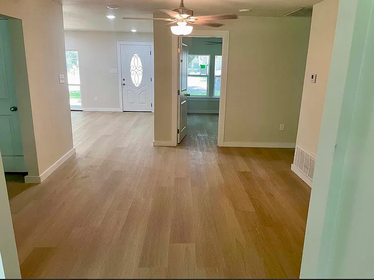 411 W Bluff St — Photo 11
