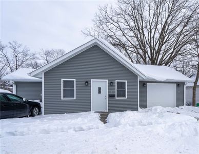 709 S 2nd St, Knoxville, IA, 50138