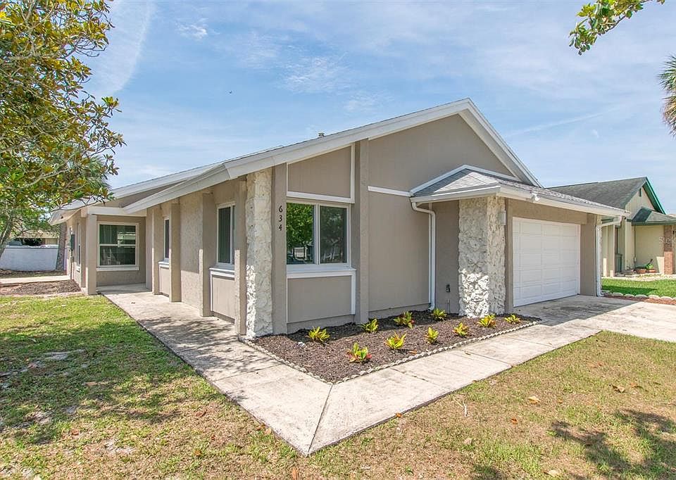 1st image of 634 STANHOPE DRIVE
