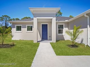 1751 Nandina Ct NW, Palm Bay, FL 32907