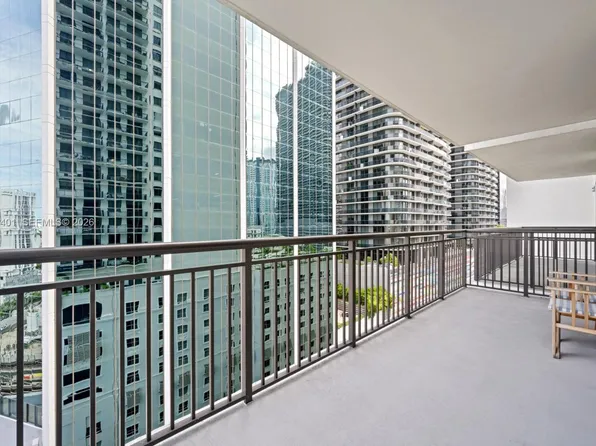 999 SW 1st Ave, Miami, FL