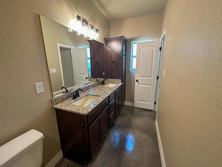 1111 Antelope Trl #B — Photo 8