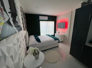 (Undisclosed Address), Hollywood, FL 33020
