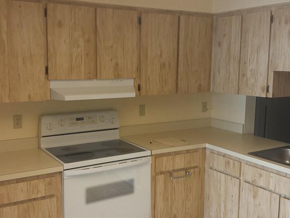 3rd image of 3030 Cypress Green Dr
