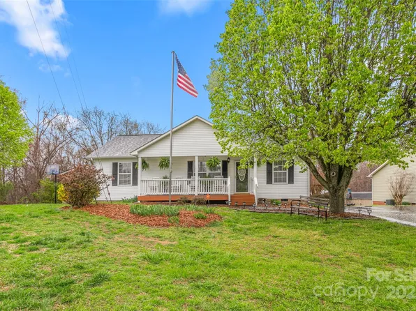 1027 Ball Park Rd #6, Thomasville, NC 27360