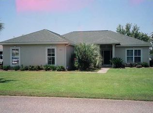 1967 Pine Ranch Dr, Navarre, FL 32566