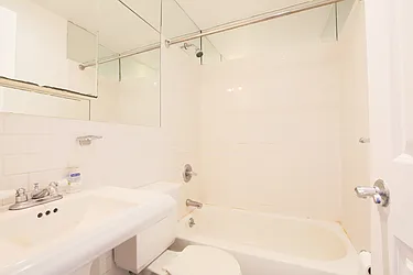 Rented by Platinum Properties