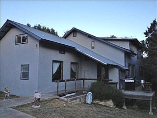 1st image of 400 Damar Dr