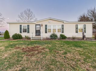 15 Hayfield Ln, Fort Defiance, VA 24437