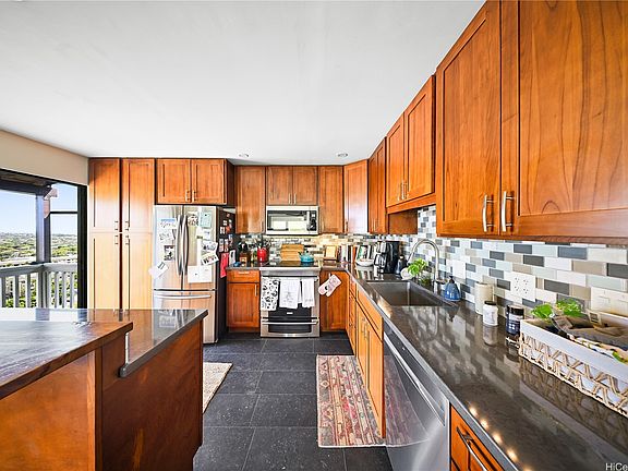 5th image of 1492 Halekoa Dr