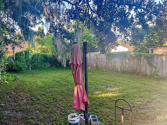 Spacious back yard
