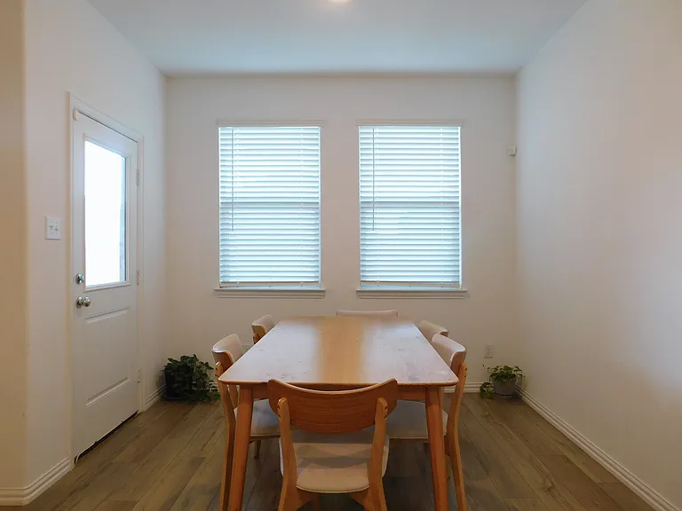 3500 Kingsview Dr — Photo 11