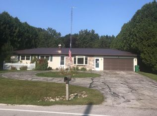 5134 S 10th St, Manitowoc, WI 54220