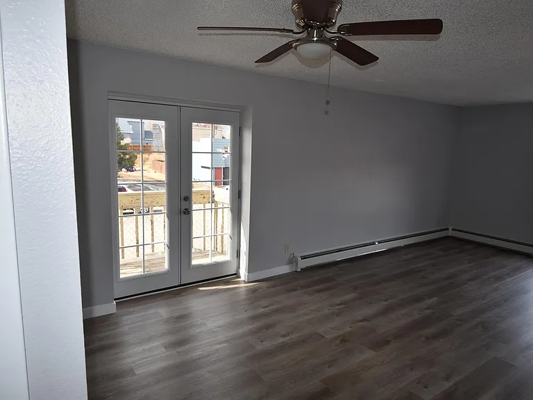4235 Loomis Ave #1 — Photo 10