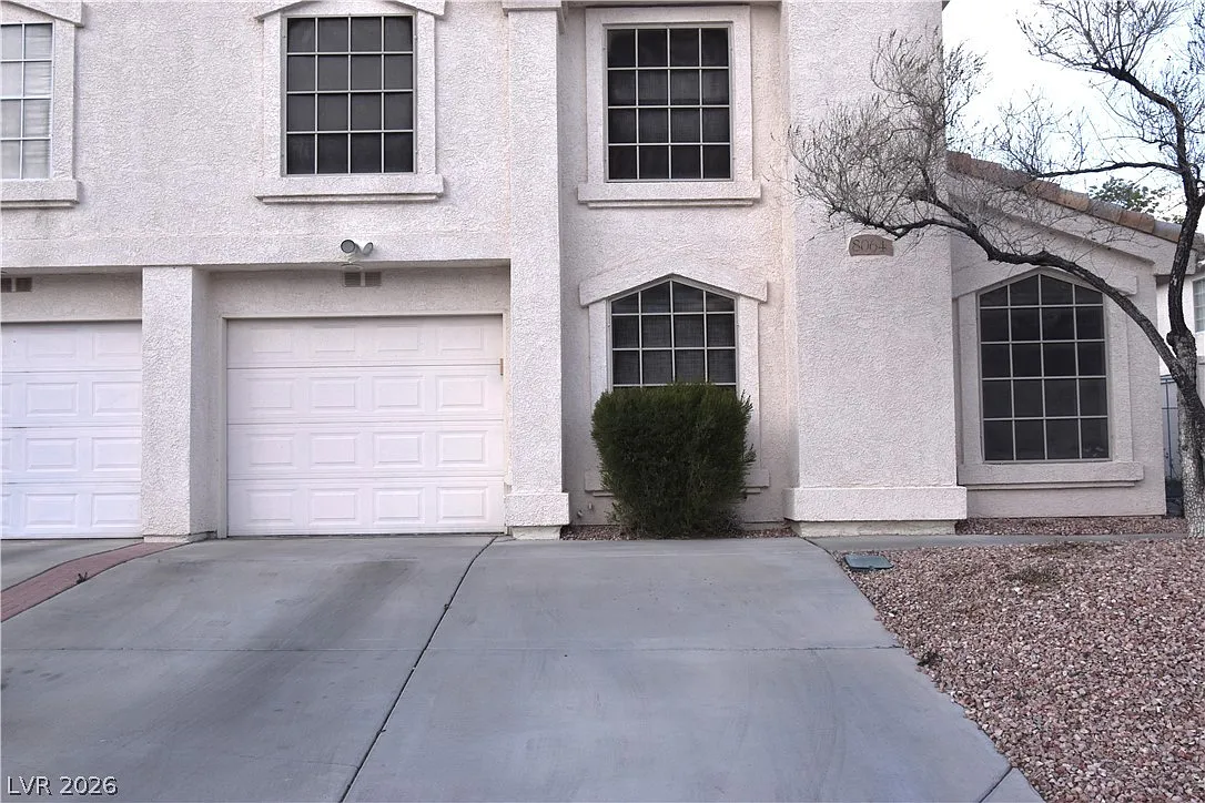 3 bed, 2.5 bath, 1311 sqft, $1,850 — Photo 1