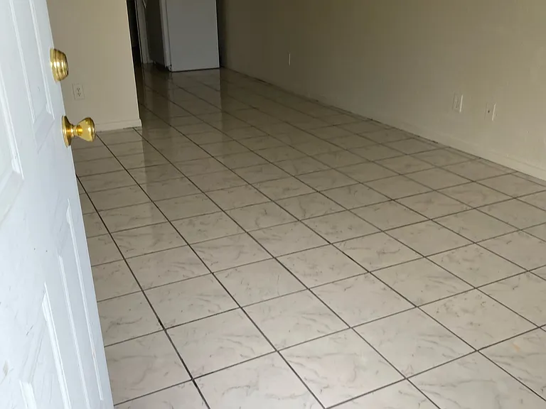 1104 Georgetown Rd #B — Photo 12