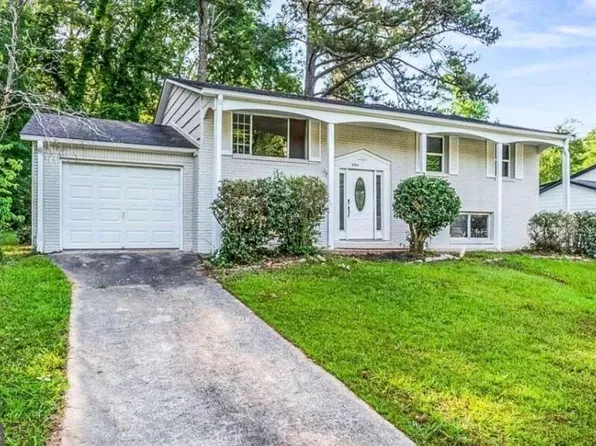 5954 Baywood Ln, Riverdale, GA 30296