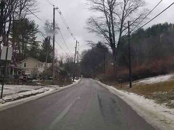 Exterior Neighborhood (street photo)