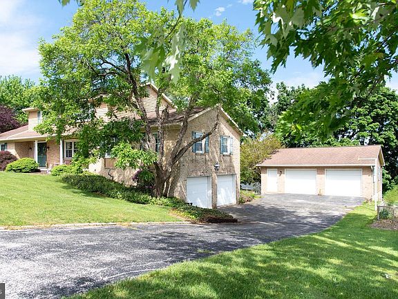 4th image of 100 Albright Dr