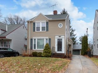 1113 Argonne Rd, South Euclid, OH 44121