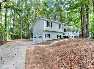 638 Hardy Cir, Dallas, GA 30157