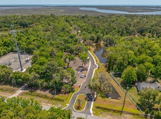 117 Canopy Ct, Saint Simons Island, GA 31522