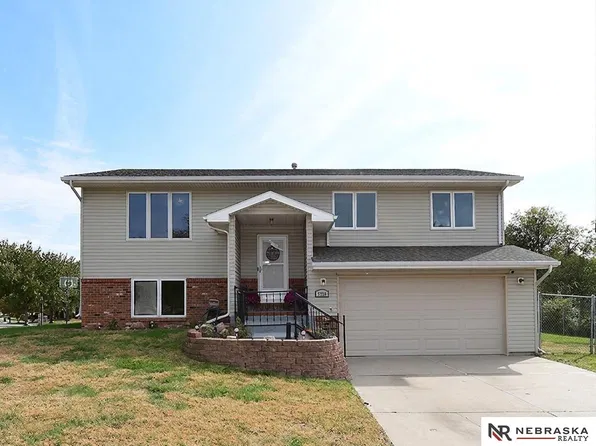 5230 N 20th St, Lincoln, NE 68521