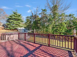 93 Capital Dr, Washingtonville, NY 10992