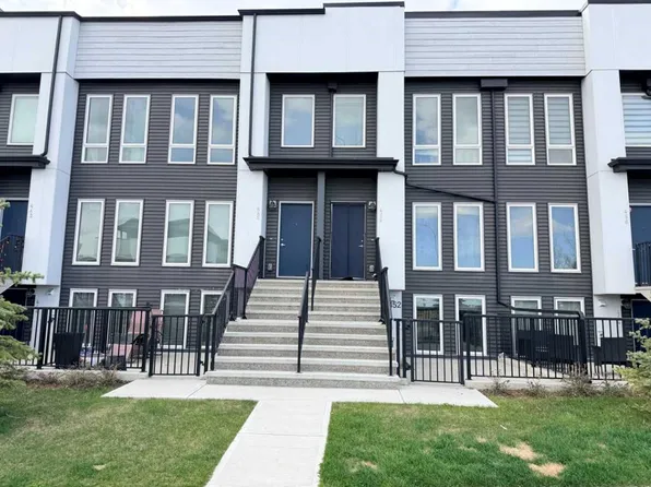 450 S Seton Cir SE, Calgary, AB T3M 3Y1