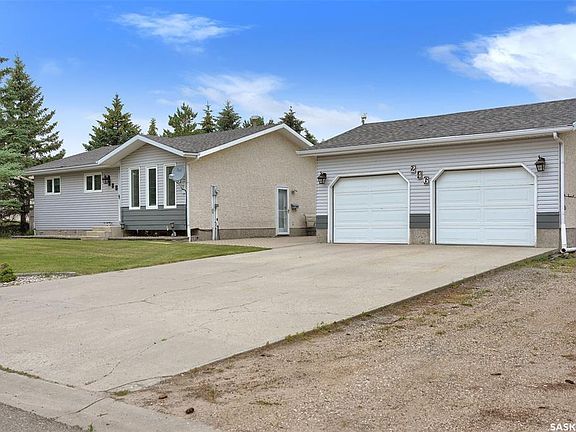 3rd image of 246/242 Westview DRIVE