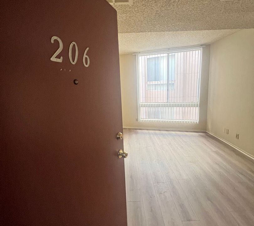 1st image of 807 N Bunker Hill Ave APT 206