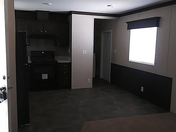 3rd image of 1190 S Mojave Rd Trailer 101