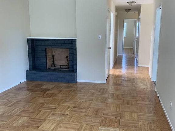4th image of 1001 Tompkins Ave