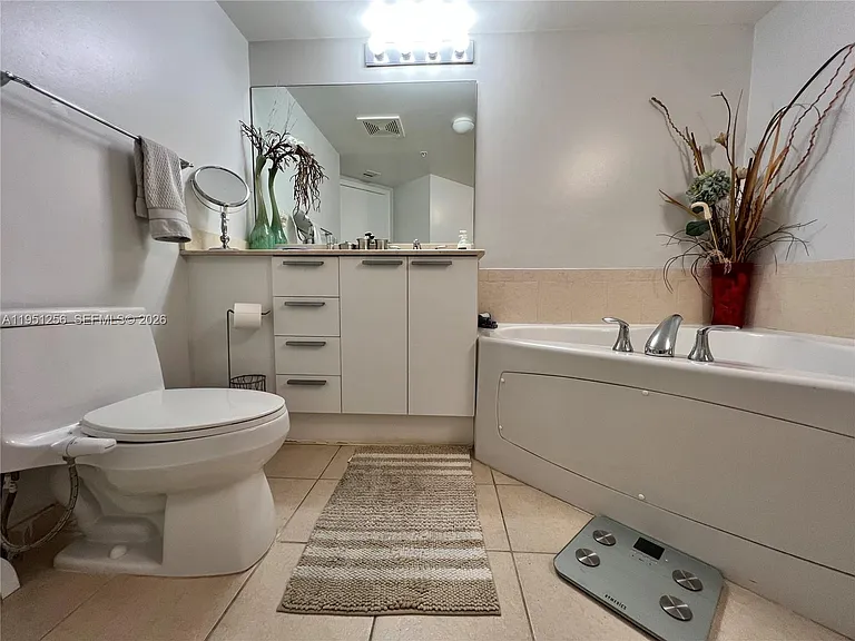 16699 Collins Ave #2109 — Photo 17