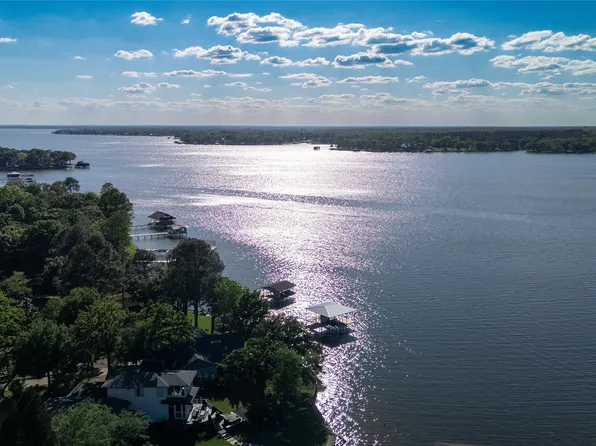 124 Shoreline Dr, Malakoff, TX 75148