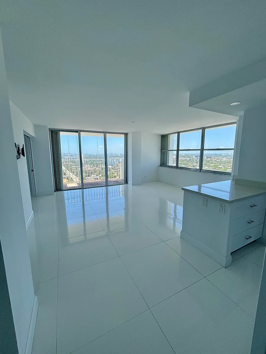Building Photo - 111 Briny Ave #2314