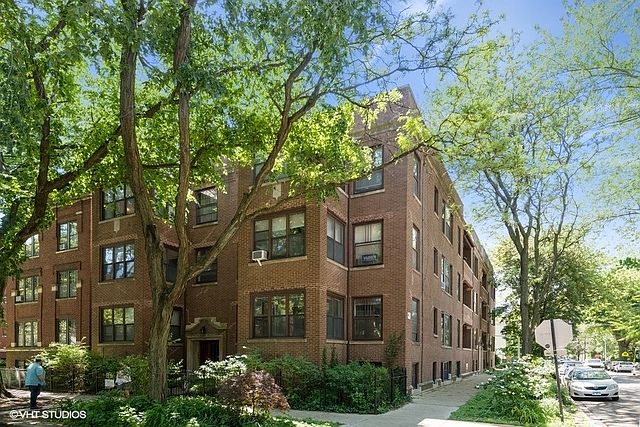 1st image of 1455 W Rosemont Ave #3