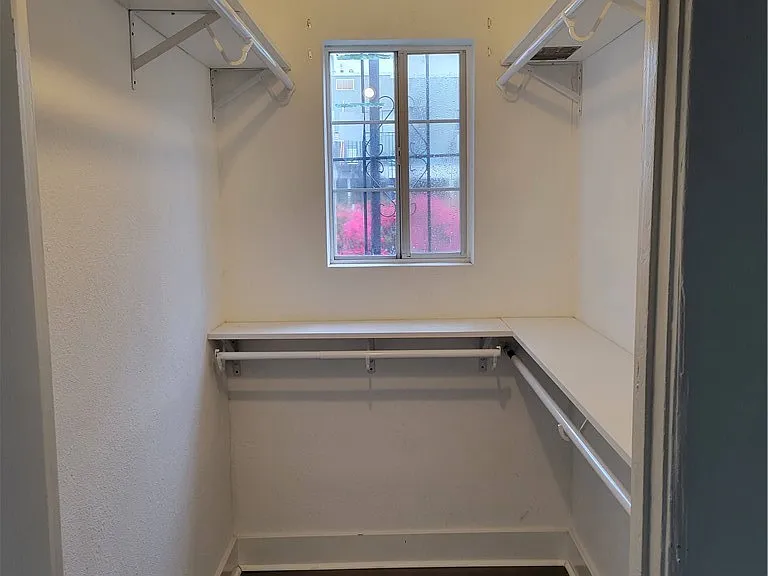 1938 Bonsallo Ave #103 — Photo 11