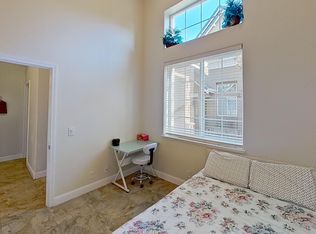 1042 Chalcedony Ter, Union City, CA 94587